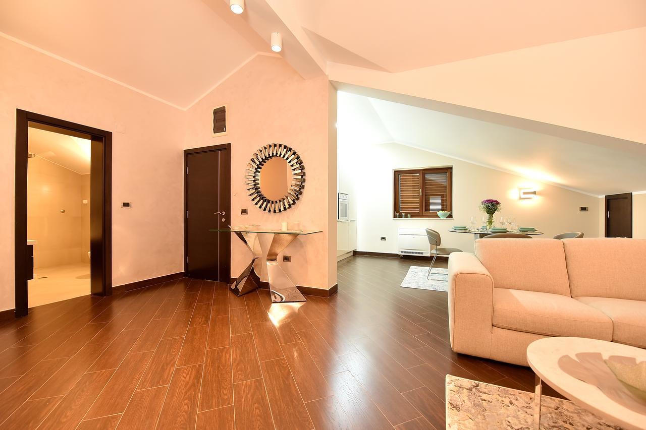 Maniva Penthouse By The Sea Apartment Kotor Exterior foto